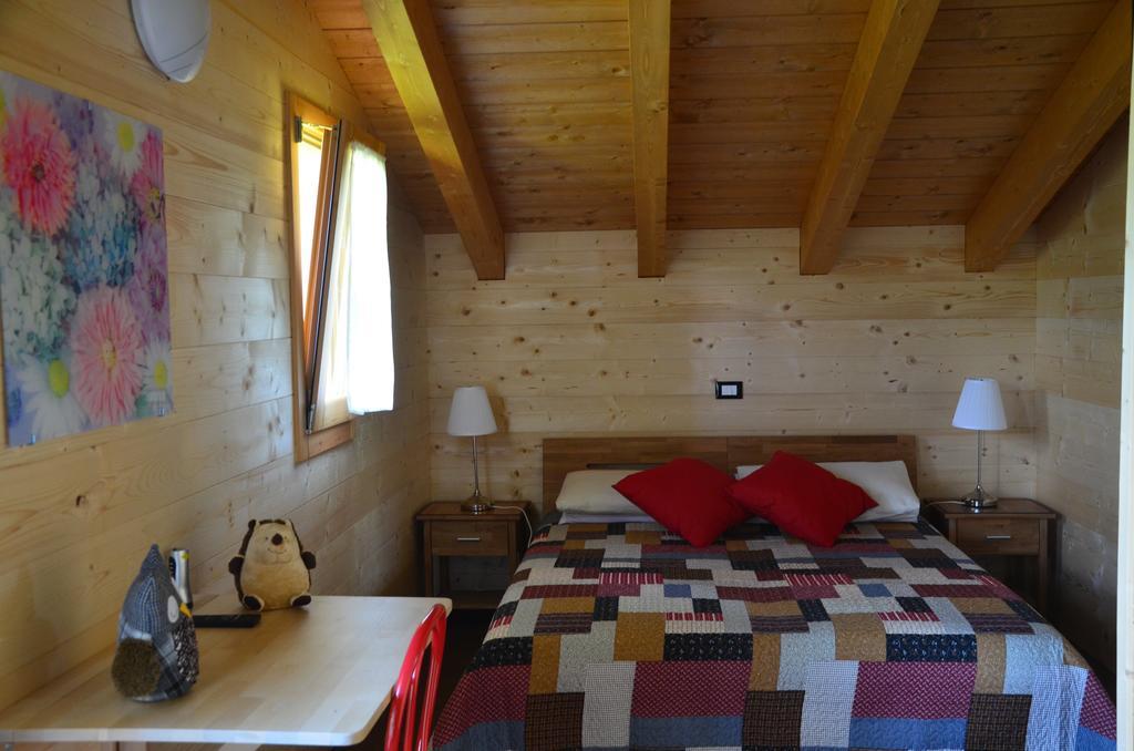 Chalet Trentino Bed and Breakfast Fiavè Habitación foto